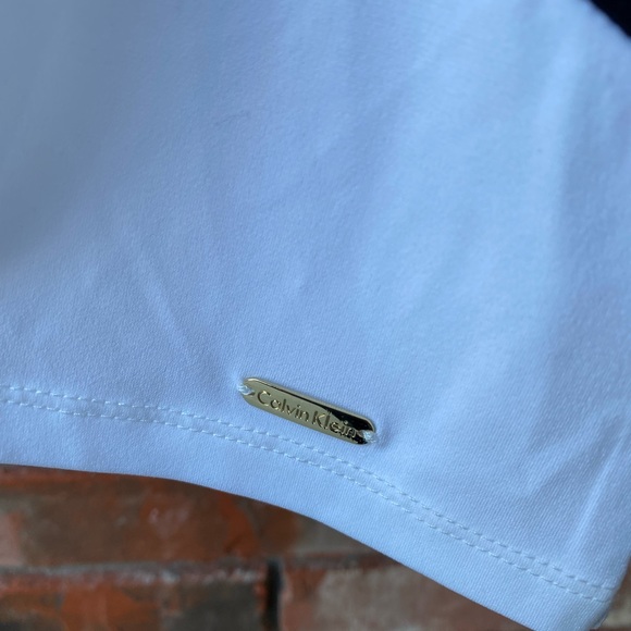 Calvin Klein Top Blouse size M in excellent condition - Picture 5 of 5